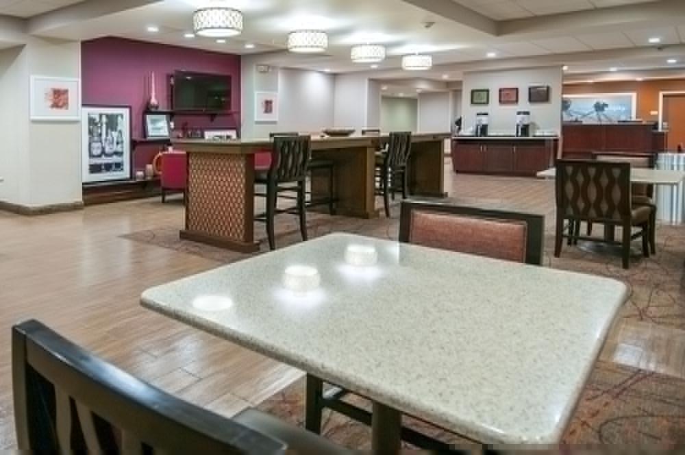 Hampton Inn Opelousas Extérieur photo